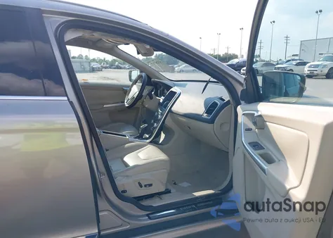 2015 Volvo Xc60 T5 Premier из США, поврежденный, VIN YV440MDK7F2675083